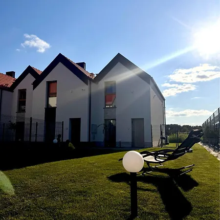 Osada Porzeczkowa - Nowoczesne Z Ogrodem I Jacuzzi, Jezioro Apartman