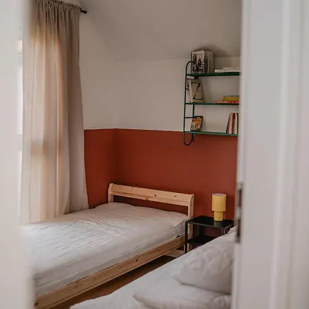 Osada Porzeczkowa - Nowoczesne Z Ogrodem I Jacuzzi, Jezioro Apartman *